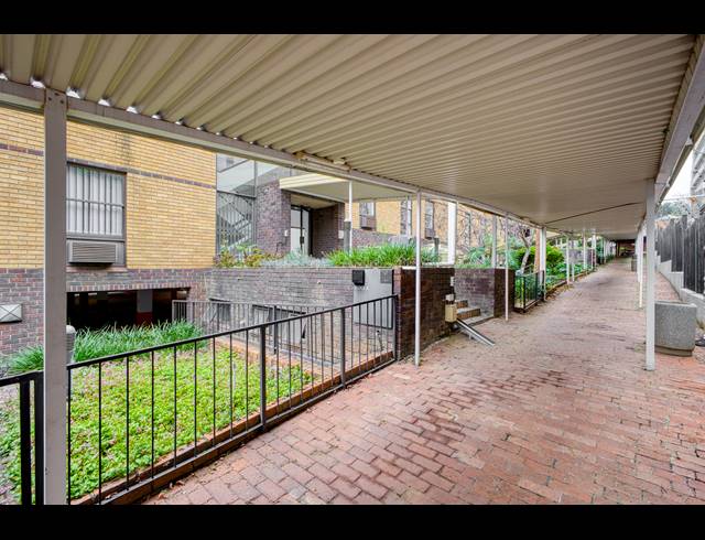 3,513M² OFFICE FOR SALE IN FERNDALE